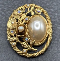 Vintage Gold Tone Floral Brooch Pin Faux Pearl Cabochon AB Crystal Rhinestone