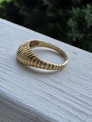 Vintage 14k Yellow Gold Scalloped Dome Ring, Shrimp Ring
