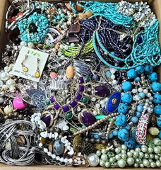 15 Pound Lbs Unsearched Huge Lot Jewelry VTG Vintage Modern Junk & Wear Tangled