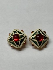 JOAN RIVERS ENAMEL GREEN RED LUCITE CAB CLIP ON EARRINGS SIGNED
