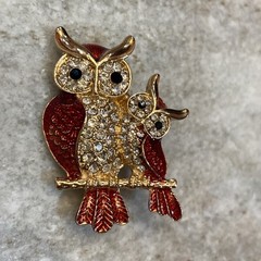 BROOCH GOLD TONE PIN RHINESTONE ENAMEL RED OWL BIRD