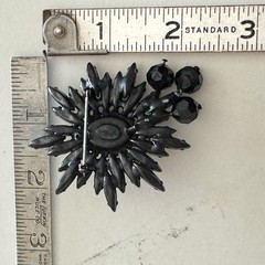 Signed D&E Juliana for Alice Caviness 3” Jet Rhinestone Brooch Black Metal