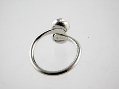 Sarah Coventry Silver Plated Metal Double Rose Bypass Ring Size 8 Weighs 4g