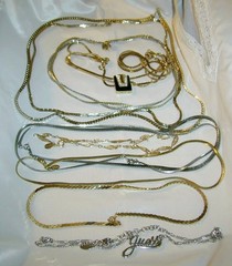 Good Quality NECKLACE & CHOKER LOT Silver & Gold Toned GUESS PARKLANE Very Nice!