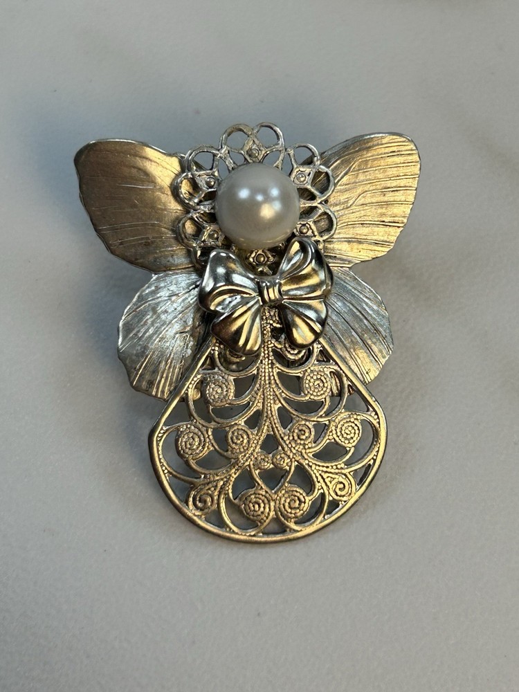Vintage Jane Davis Filigree Angel Brooch Silver Tone Faux Pearl Angels Of Love
