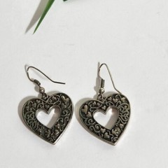 Vintage Silver Cubic Zirconia and Onyx Heart Drop