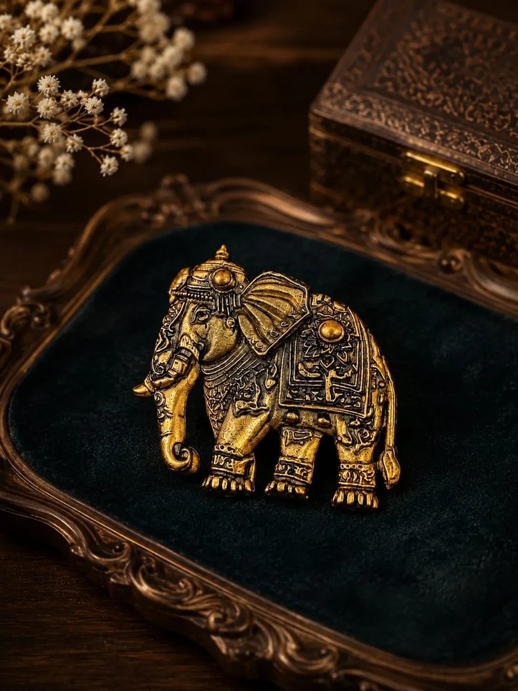 Vintage Gold Elephant Brooch Pin | Royal Animal Lapel Pin for Men, Statement Jew
