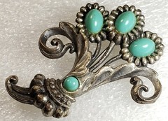 Vintage Classic Art Deco/ Nouveau Turquoise Blue Cabochon Floral Flower Brooch