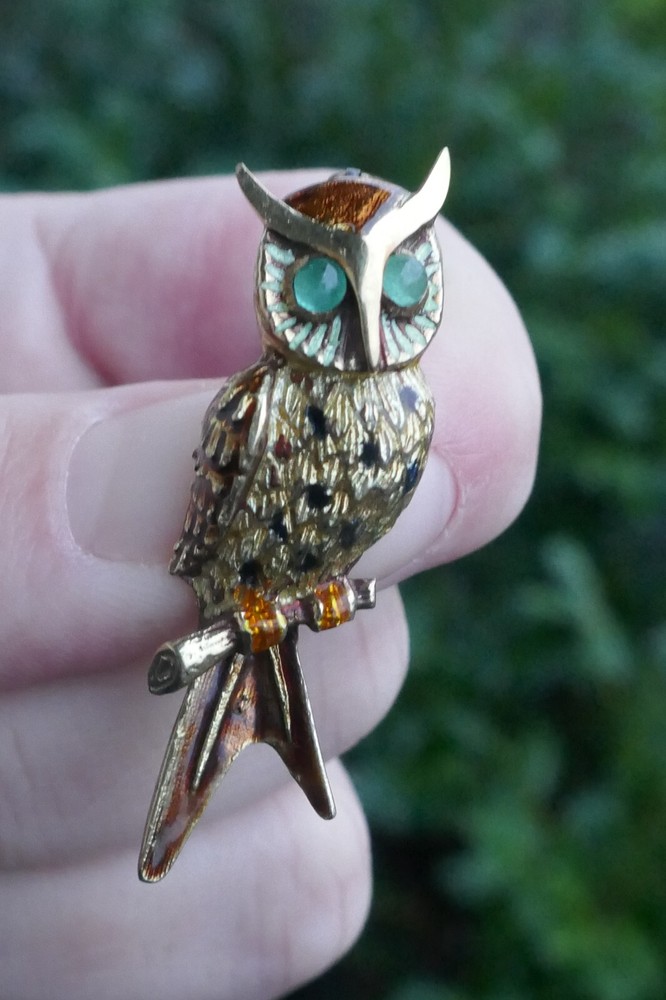 Vintage Solid 14kt Yellow Gold & Chrysoprase Enameled Owl Brooch / Pin – 8.6g.