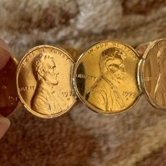 Vintage American Pennies Penny Cuff Bracelet 1970s, 2.25″ Diameter