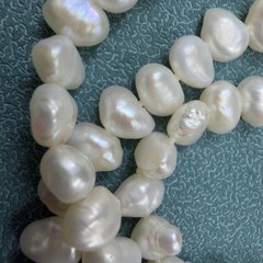 Vintage 14K GOLD 🖤 Triple 3 Strand Cultured BAROQUE Freshwater Pearl Bracelet