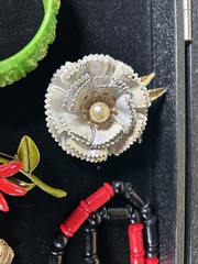 Vintage Rhinestone Flowers Plastic Jewelry Lot Of 9 Gorgeous Pieces