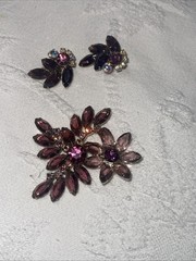 Purple Lavender Prong &cup Set Navette Rhinestone Brooch&ears 3”x3” & 1”x1.25”