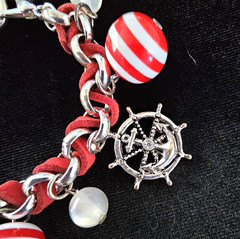Vtg Nautical Charm Bracelet Red White Glass Beads Enamel Suede Anchor 8″ Beach