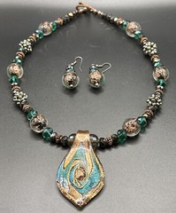 Stunning Necklace Glass Pendant Necklace & Earrings Art Foil Green Copper