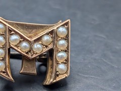 🔥 10K GOLD SEED PEARL HEAVY 1.9 GRAM SIGNED FRATERNITY PIN w/ 22K GOLD NUGGETS