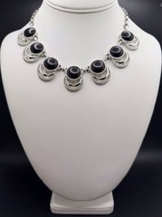 Vintage SARAH COVENTRY Silver Tone Faux Black Onyx Choker Necklace 17.5” Adjusts