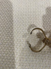 MCM Vintage Women’s Gold Tone Metal Glove Clip, No Stones
