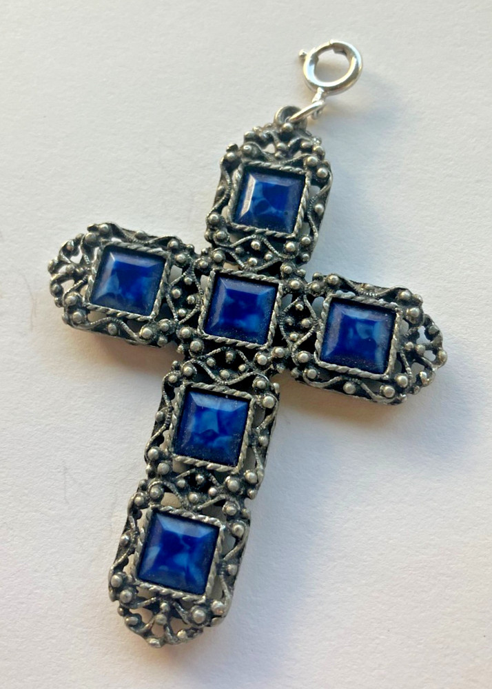 Sarah Coventry Tudor Cross 1976 Pendent Cobalt Blue Marble Jewelry Boho Vintage
