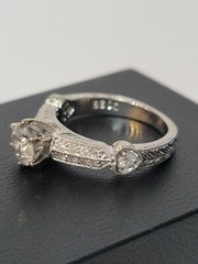 18 KW 93PTS Ctr I1/J 28PTS Side SI2/H Diamonds Ring Size 6.75 (C41)