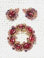 Vtg JULIANA Pink Cabochon Glass Rhinestones Earrings Flower Brooch Pin Set As Is