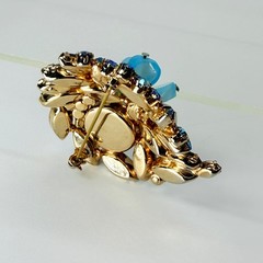 Vintage Blue Aurora Borealis Rhinestone Brooch Pin Flowers Blue Stone