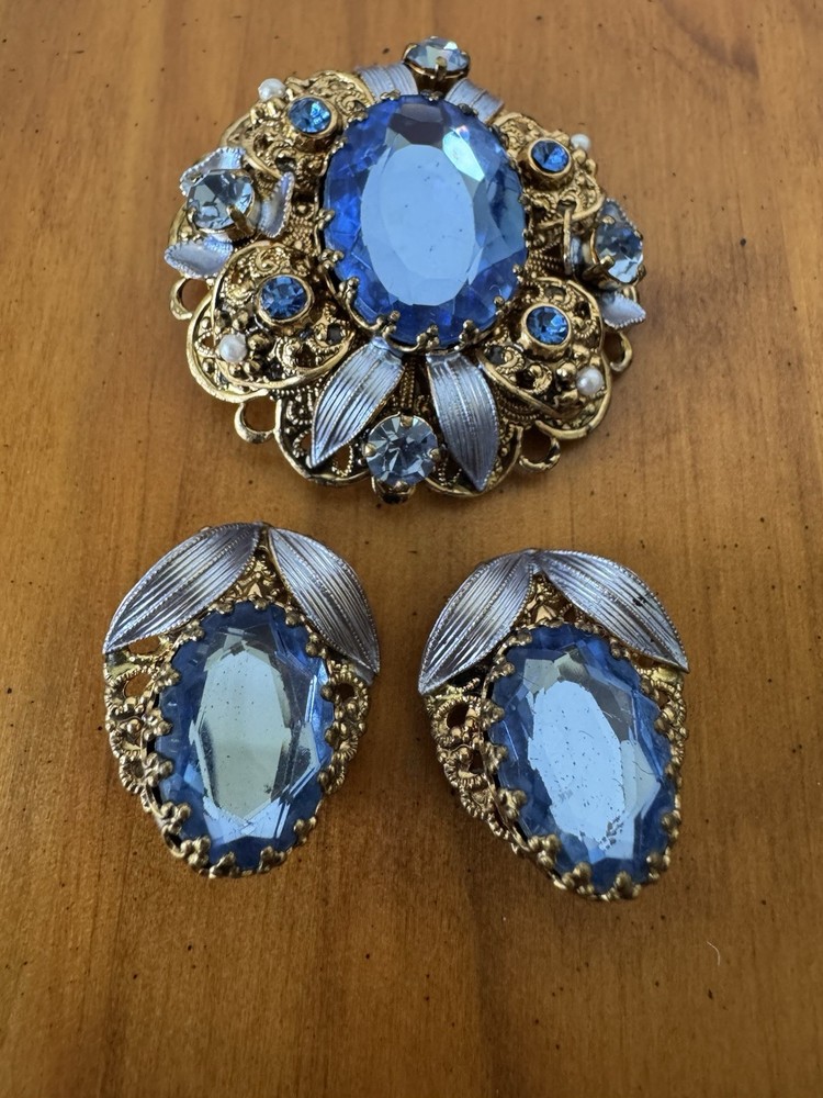 Vintage West Germany Baby Blue Art Glass Brooch Earrings Set Gold Tone Filigree