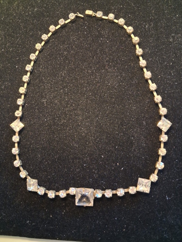 Vintage 1930’s 1940’s Fixed Station Metal Crystal Necklace