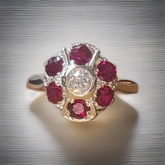 Platinum Vintage Engagement Ring 1.53ct. Natural Ruby Round Shape Diamond