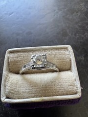 Antique 1920s Old Mine Cut Natural Diamond Platinum Wedding Ring