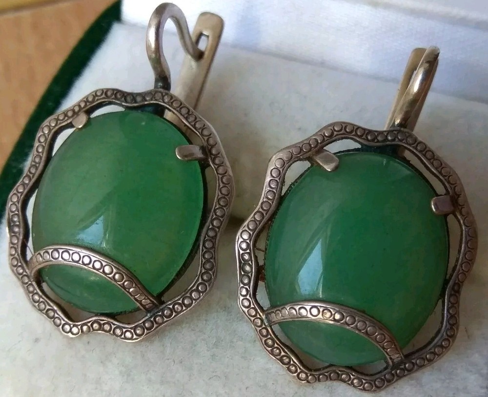 Beautiful Vintage earrings stone Nephritis SILVER 925 stamp Ukraine 11.9 Jade