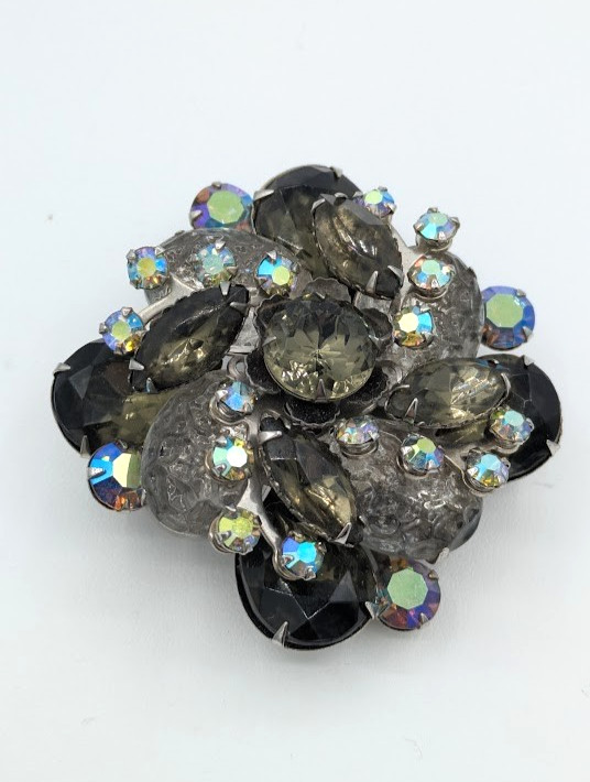 Vintage Rhinestone Brooch Smoky Gray Black Silver Tone Statemen