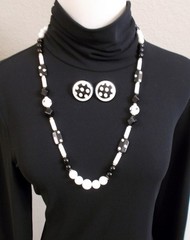 Vtg 80s Black White Beaded Lucite Plastic 30″ Necklace Bangle Polka Dot Earrings