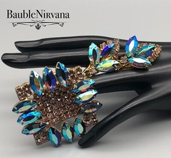 Vintage AB Iridescent Peacock Blue/Green Stones&Brown Square Pin&Earrings Set