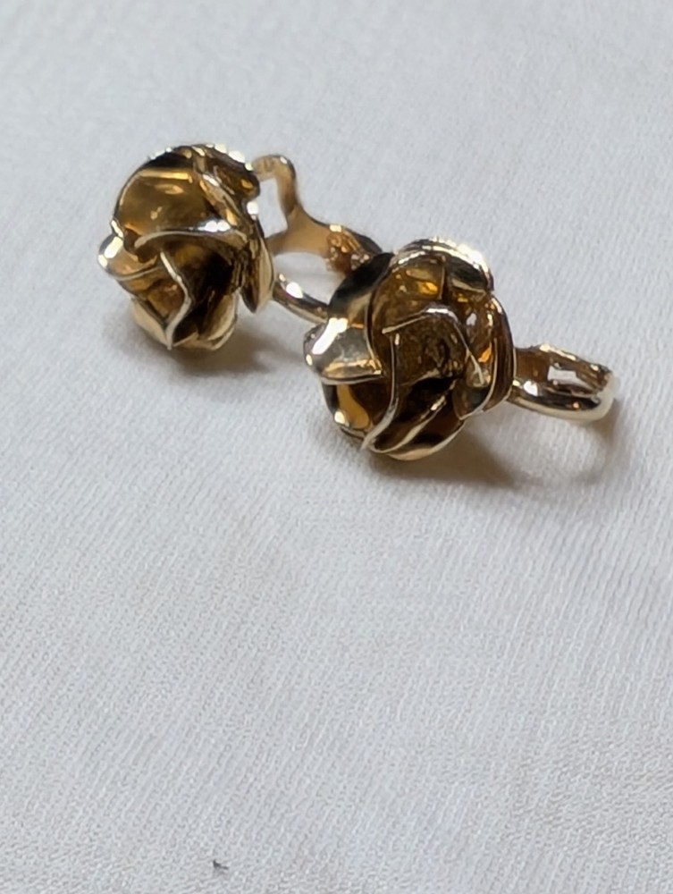 Vintage MCM Gold Tone “Patented” Hinged Clip On Earrings Rose Shaped .5 Inch