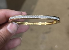 Vtg Swarovski Gold Tone Bangle Bracelet Rhinestone Crystal Pave Swan Signed