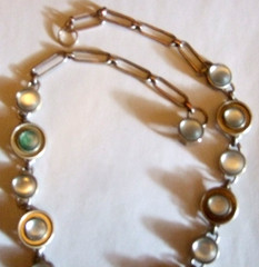 Vintage Costume Jewelry Estate Necklace Great Look 24 inches
