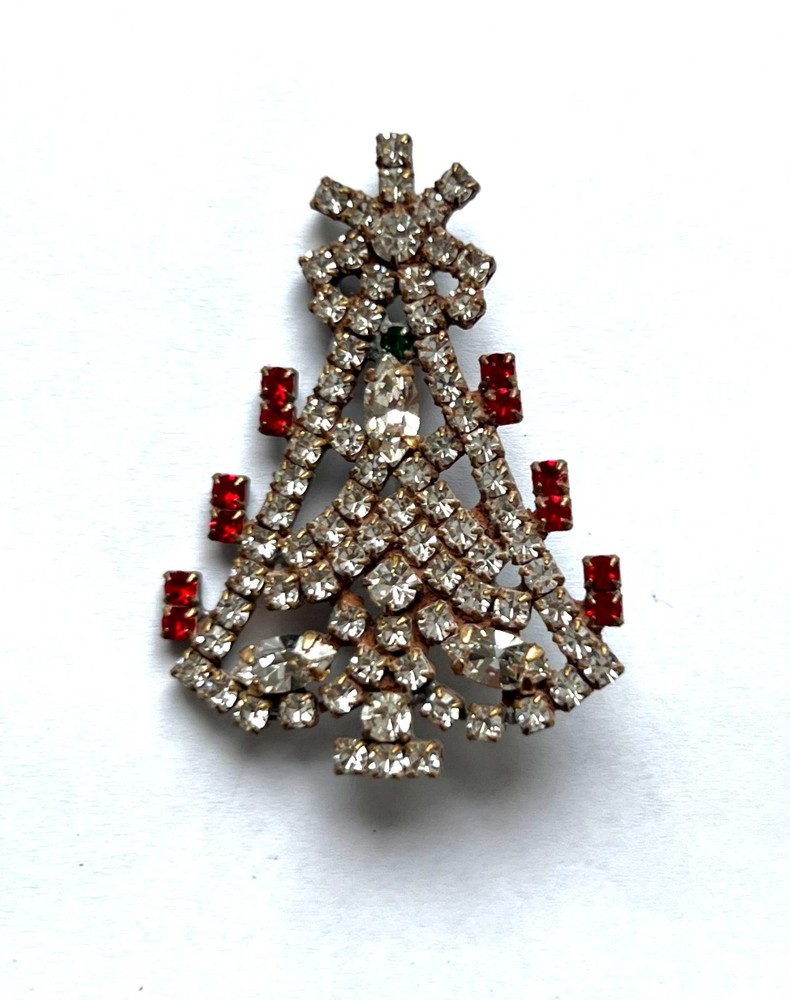 NICE RHINESTONE Glass PIN CHRISTMAS TREE HUSAR.D C-110