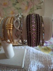 12 Costume Bracelet Lot – All Wearable Bracelets in Great Condition Multicolor