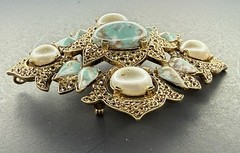 Vintage Sarah Coventry 1968 Remembrance Faux Turquoise Pearl Pendant Brooch Pin