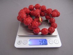 VINTAGE STRUNG LAQUERED CARVED FLOWER RED CINNABAR BEADED COLLAR NECKLACE