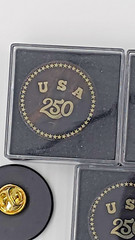 USA 250th Anniversary Obsidian Stone Commemorative Pin Badge 1.2″Limited Edition