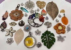 Lot Vtg & Modern Flower Leaf Pendants Findings Jewelry Craft Art Repurpose 1