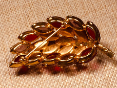 Vtg. Juliana Style Brooch Red AB Marquise Rhinestone Leaf Gold Tone 2.25″