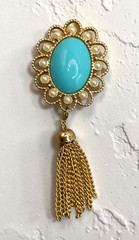 VTG 1973 Signed Sarah Coventry “Magic Moods” Faux Turquoise Pearl tassel brooch
