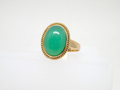 Vintage 14k Gold Ring, Chrysoprase carved Oval, Size 8.25