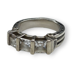 Vintage Sterling Silver 925 Clear Cubic Zirconia Three Stone Cocktail Ring SZ 6