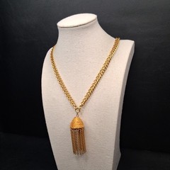 Vintage Double Chain Necklace Whit Tassel Pendant Gold Tone. 17.367
