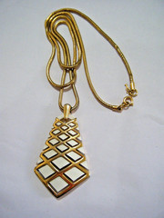 Vintage 70s Trifari Moderne Gold Cage White Enamel Pendant Snake Chain Necklace
