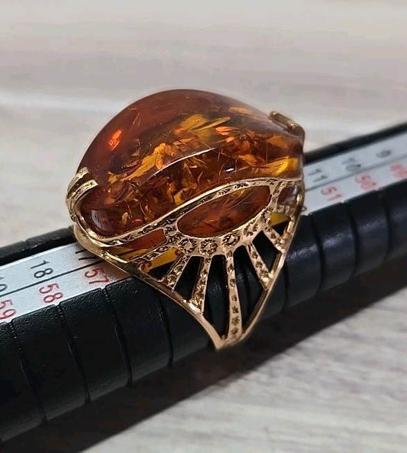 Vintage Soviet 14k Gold Baltic Russian amber ring Ussr Tested Size 7